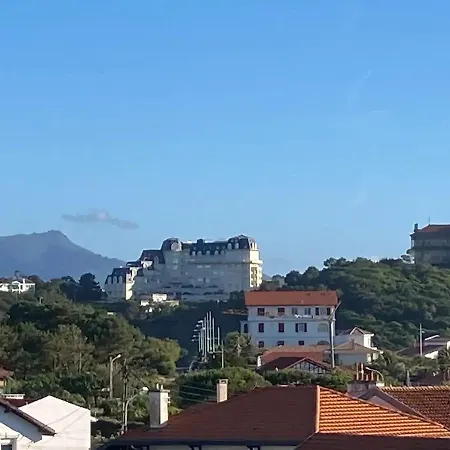 Milady Ocean View Apartamento *